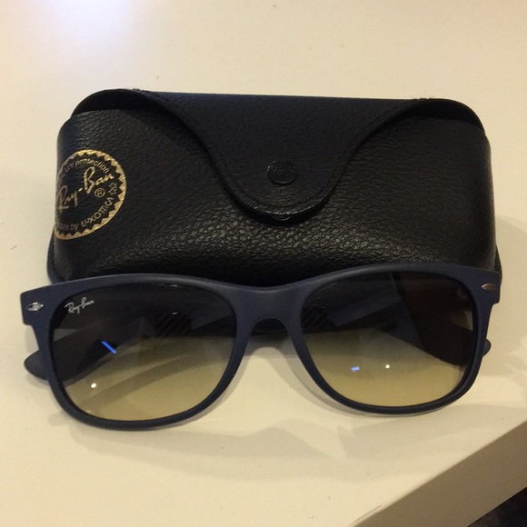 Ray-Ban Accessories - Ray ban Sunglasses! Wayfarer